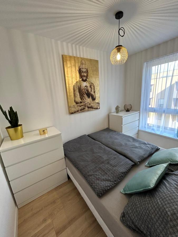 Cozy 1-Bedroom Condo Miloslavov Exterior foto